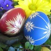 800px-Red_and_blue_Easter_eggs